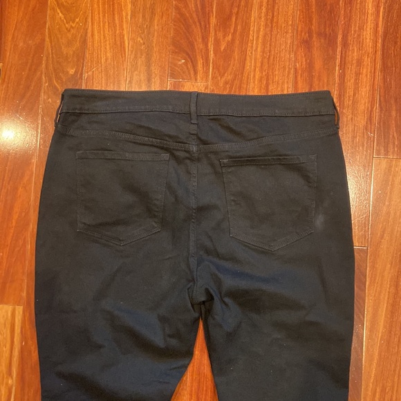 Old Navy Skinny Jeans - Picture 4 of 5
